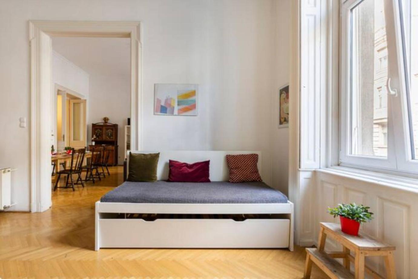 Bourgeois Elegance In The Heart Of Boedapest Buitenkant foto